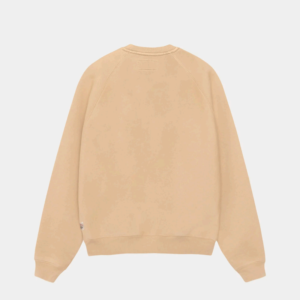 Alternative view of RELAXED CREW