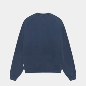 Alternative view of RELAXED CREW